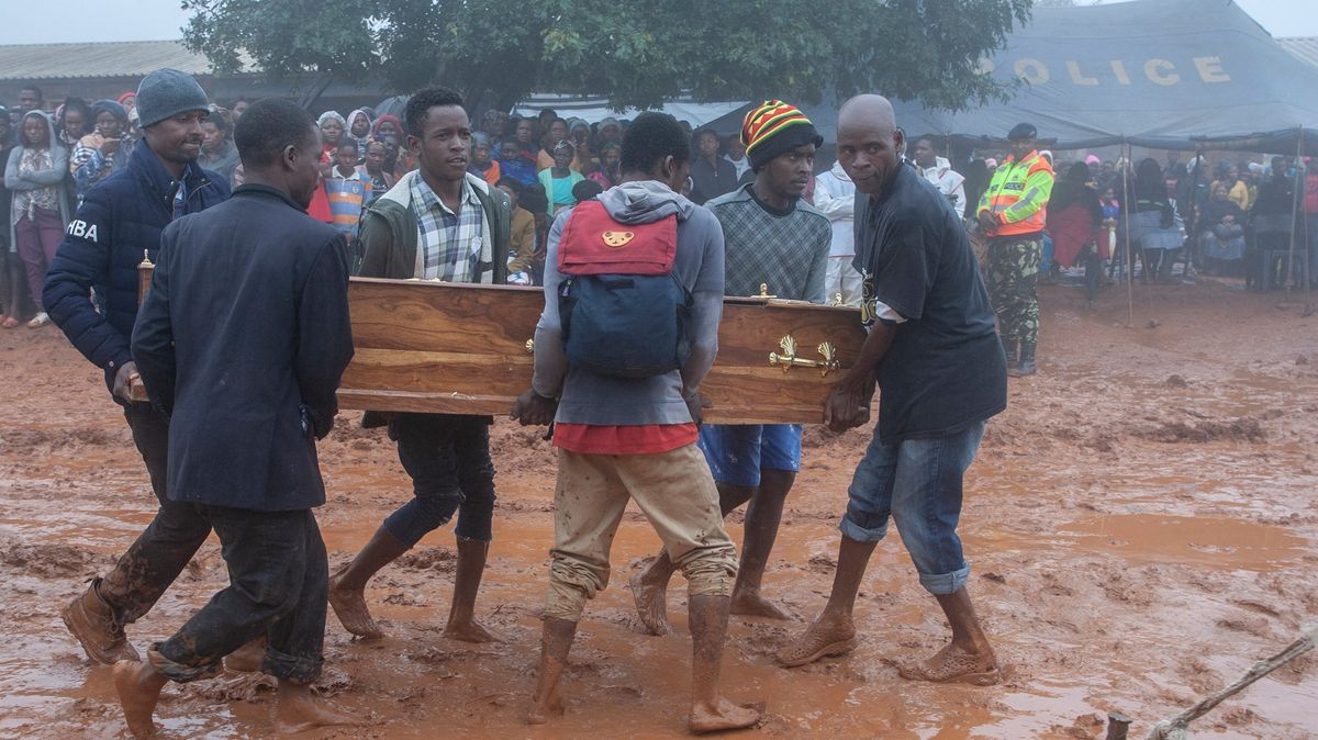 Bouři Freddy v Malawi nepřežilo nejméně 600 lidí, tvrdí ministr